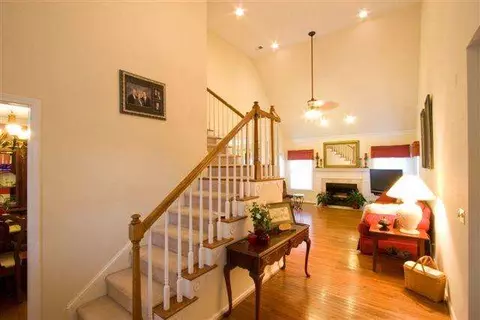 100 Stonewall Dr, Easley, SC 29642 photo 2