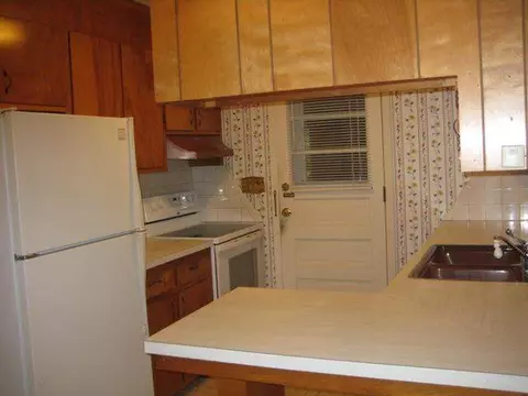 134 Lakeshore Dr, Easley, SC 29642 photo 9