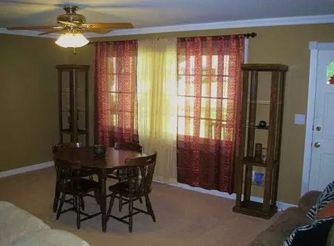 135 Dorr Cir, Easley, SC 29640 photo 6