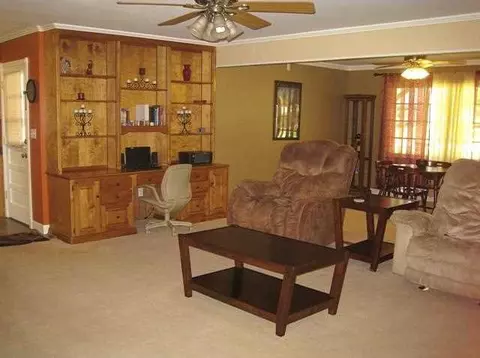 135 Dorr Cir, Easley, SC 29640 photo 8