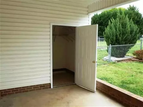 220 Maple Dr, Anderson, SC 29621 photo 24