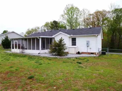 220 Maple Dr, Anderson, SC 29621 photo 3