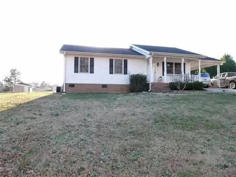 220 Maple Dr, Anderson, SC 29621 photo 2