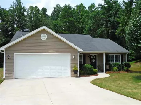205 Nicholas Ct, Easley, SC 29640 photo 1