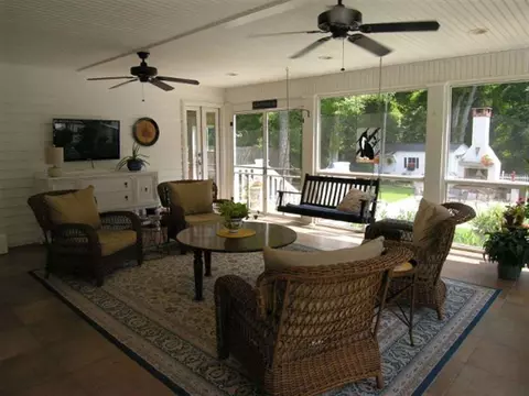 609 S Mechanic St, Pendleton, SC 29670 photo 16
