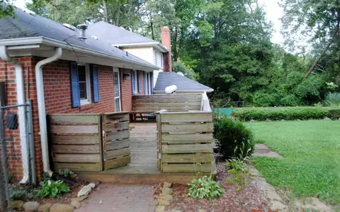 100 Austin Ave, Easley, SC 29640 photo 5