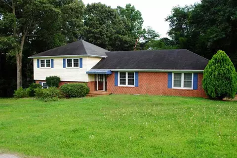 100 Austin Ave, Easley, SC 29640 photo 2