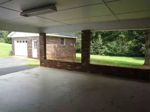 410 E Sunset Strip, Seneca, SC 29672 photo 8