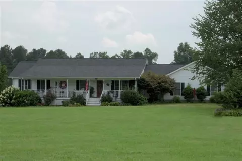 683 Sam Brown Rd, Seneca, SC 29678 photo 1
