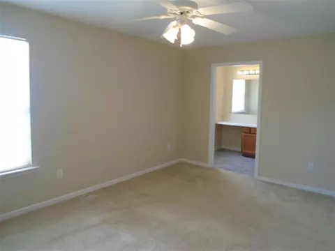 215 Hazel Dr, Easley, SC 29640 photo 10