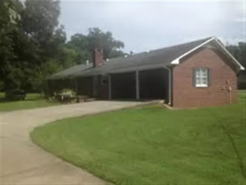 403 Main St, Pendleton, SC 29670 photo 2