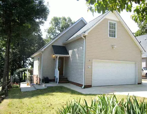 131 Fields Ave, Anderson, SC 29625 photo 1