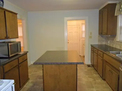8 Brock Ave, Honea Path, SC 29654 photo 7