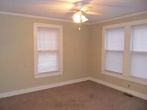 8 Brock Ave, Honea Path, SC 29654 photo 10