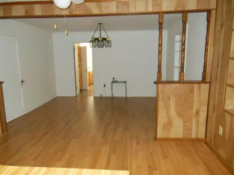 818 Hampton St, Iva, SC 29655 photo 8