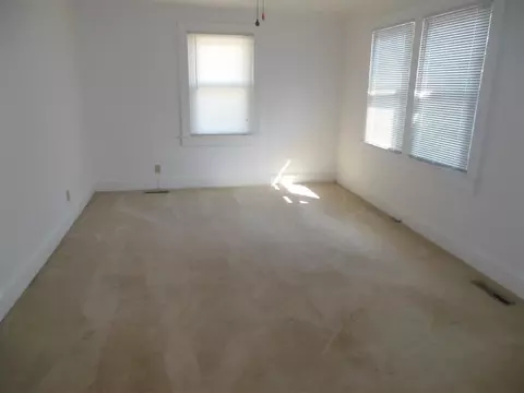 818 Hampton St, Iva, SC 29655 photo 15