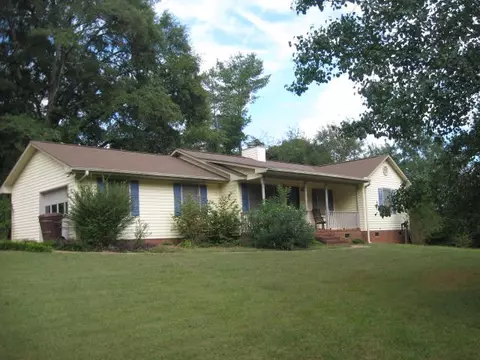 300 Boggs, Pendleton, SC 29670 photo 4