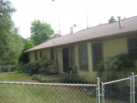 300 Boggs, Pendleton, SC 29670 photo 6