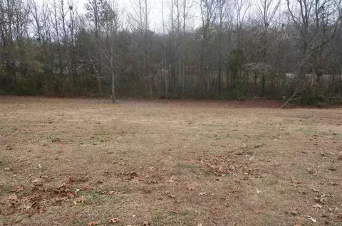 105 Slawson Dr, Williamston, SC 29697 photo 3