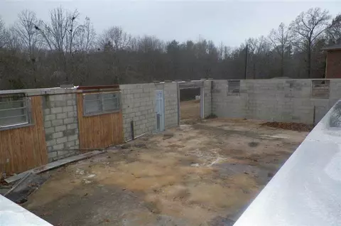 105 Slawson Dr, Williamston, SC 29697 photo 4