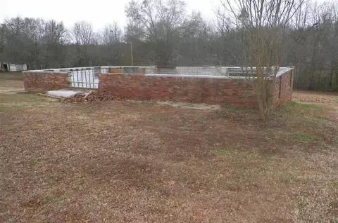 105 Slawson Dr, Williamston, SC 29697 photo 1