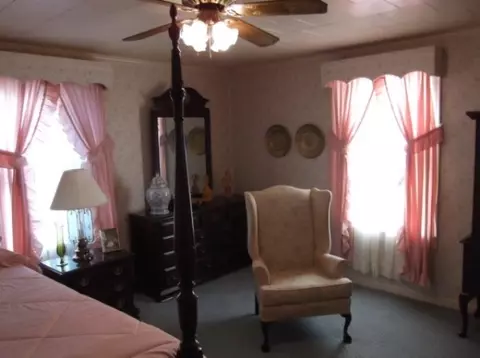 117 Hampton St, Pelzer, SC 29669 photo 5