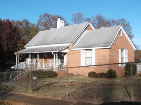 117 Hampton St, Pelzer, SC 29669 photo 11