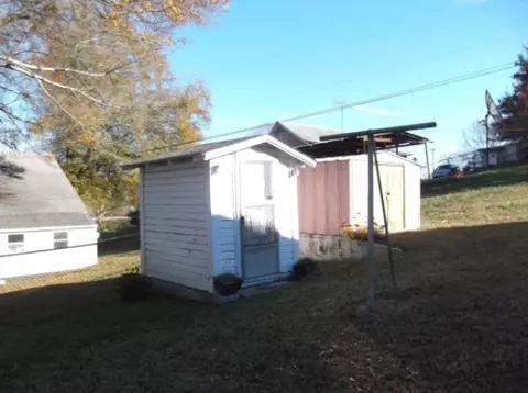 117 Hampton St, Pelzer, SC 29669 photo 14