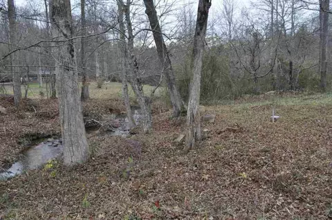1360 Playground Rd, Walhalla, SC 29691 photo 4