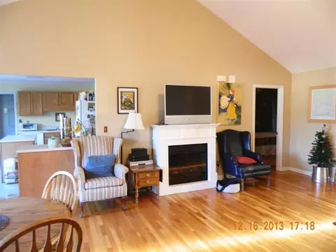 523 Hickory Ln, Pendleton, SC 29670 photo 4