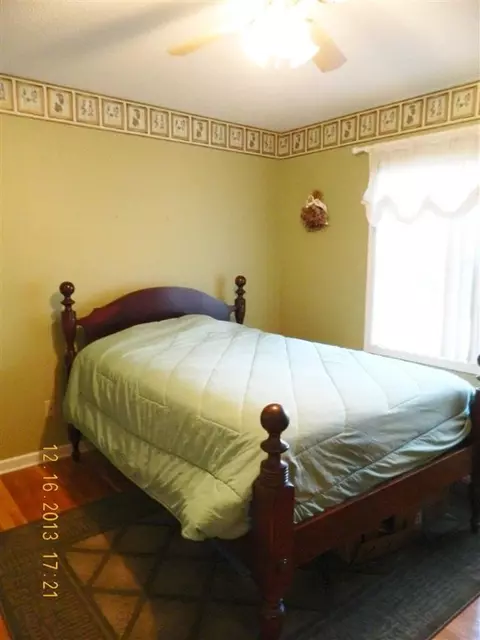 523 Hickory Ln, Pendleton, SC 29670 photo 8