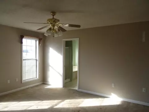 104 Lockaby Rd, Pelzer, SC 29669 photo 8