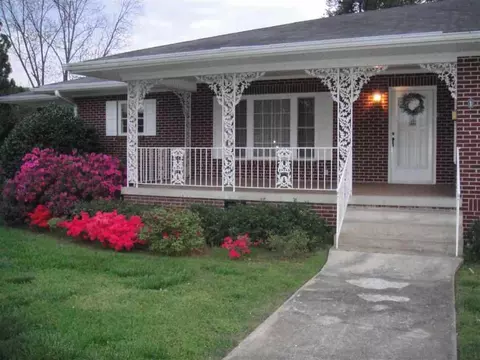 1 Devore Ln, Honea Path, SC 29654 photo 2