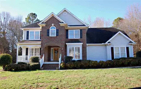 401 Stonewall Dr, Easley, SC 29642 photo 1