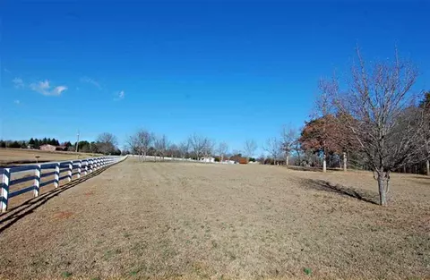 247 Johnson Rd, Pelzer, SC 29669 photo 2