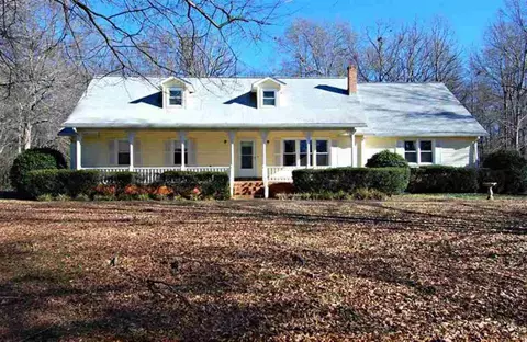 247 Johnson Rd, Pelzer, SC 29669 photo 1