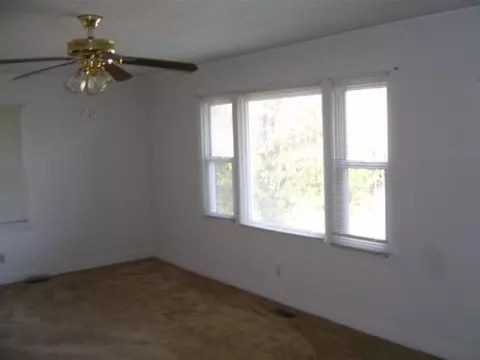 508 Rectory Dr, Seneca, SC 29678 photo 4