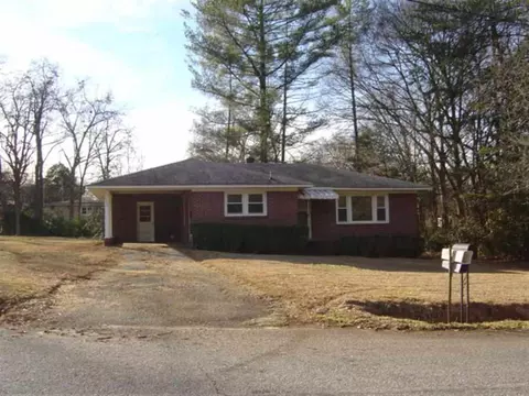 508 Rectory Dr, Seneca, SC 29678 photo 1