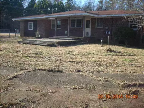 417 Belton Dr, Williamston, SC 29697 photo 2