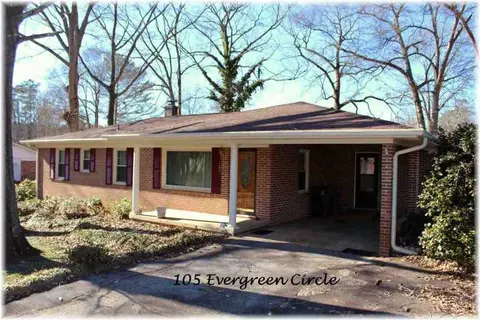 105 Evergreen Cir, Seneca, SC 29678 photo 1