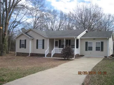 221 Longview Dr, Williamston, SC 29697 photo 1