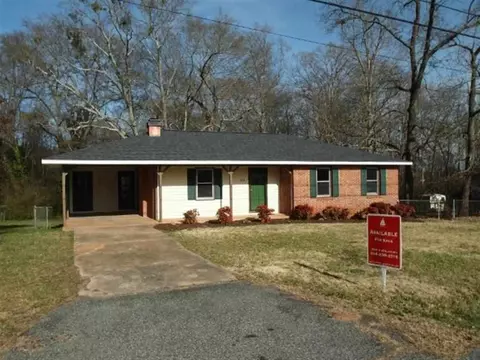 1309 Oak Dr, Pendleton, SC 29670 photo 1