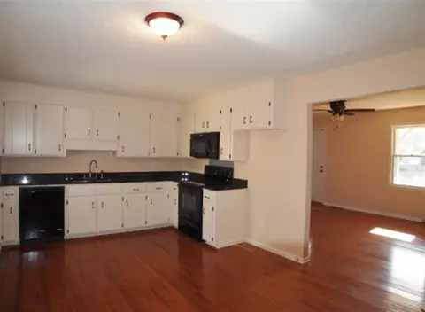 1309 Oak Dr, Pendleton, SC 29670 photo 4