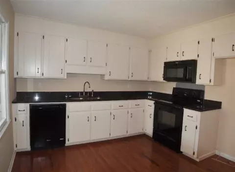 1309 Oak Dr, Pendleton, SC 29670 photo 5