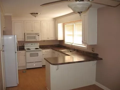 129 Dyer Dr, Central, SC 29630 photo 11