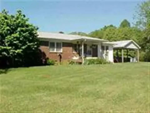 129 Dyer Dr, Central, SC 29630 photo 5