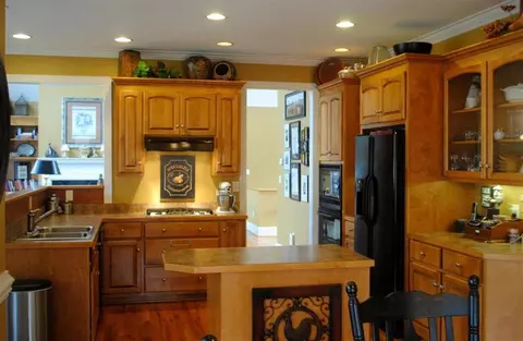 208 Brookstone Way, Central, SC 29630 photo 8