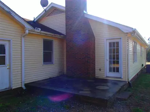 14 Dacus Dr, Williamston, SC 29697 photo 10