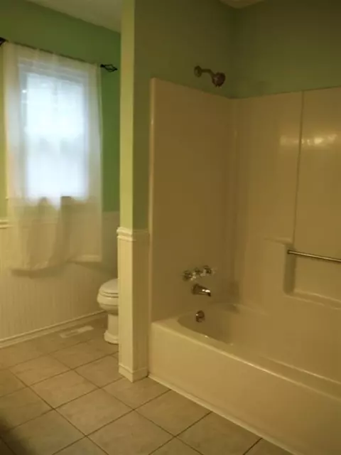 128 Creek Dr, Easley, SC 29642 photo 10