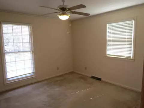 107 Shannon Dr, Pendleton, SC 29670 photo 13